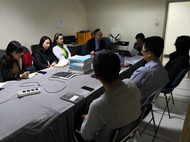 与韩布新院士及心理所专家们座谈 与韩布新院士及心理所专家们座谈