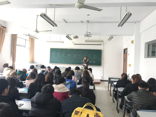 16应用心理1班 16应用心理1班